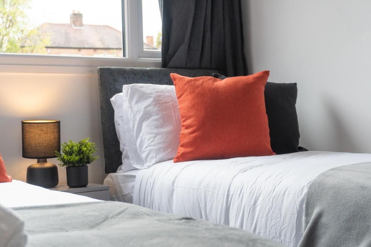 Sheldon House 3 Bed Cosy Home Nr Jlr & Nec מראה חיצוני תמונה