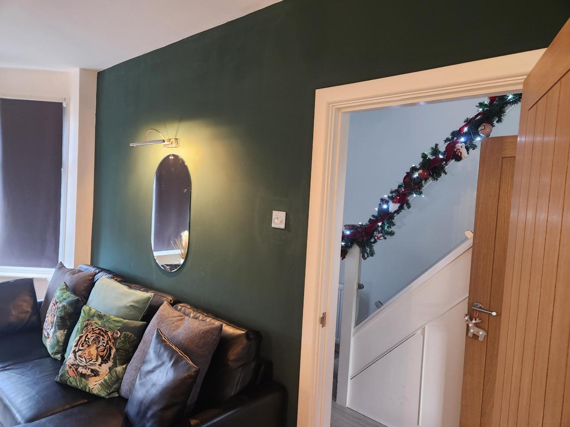 Sheldon House 3 Bed Cosy Home Nr Jlr & Nec מראה חיצוני תמונה